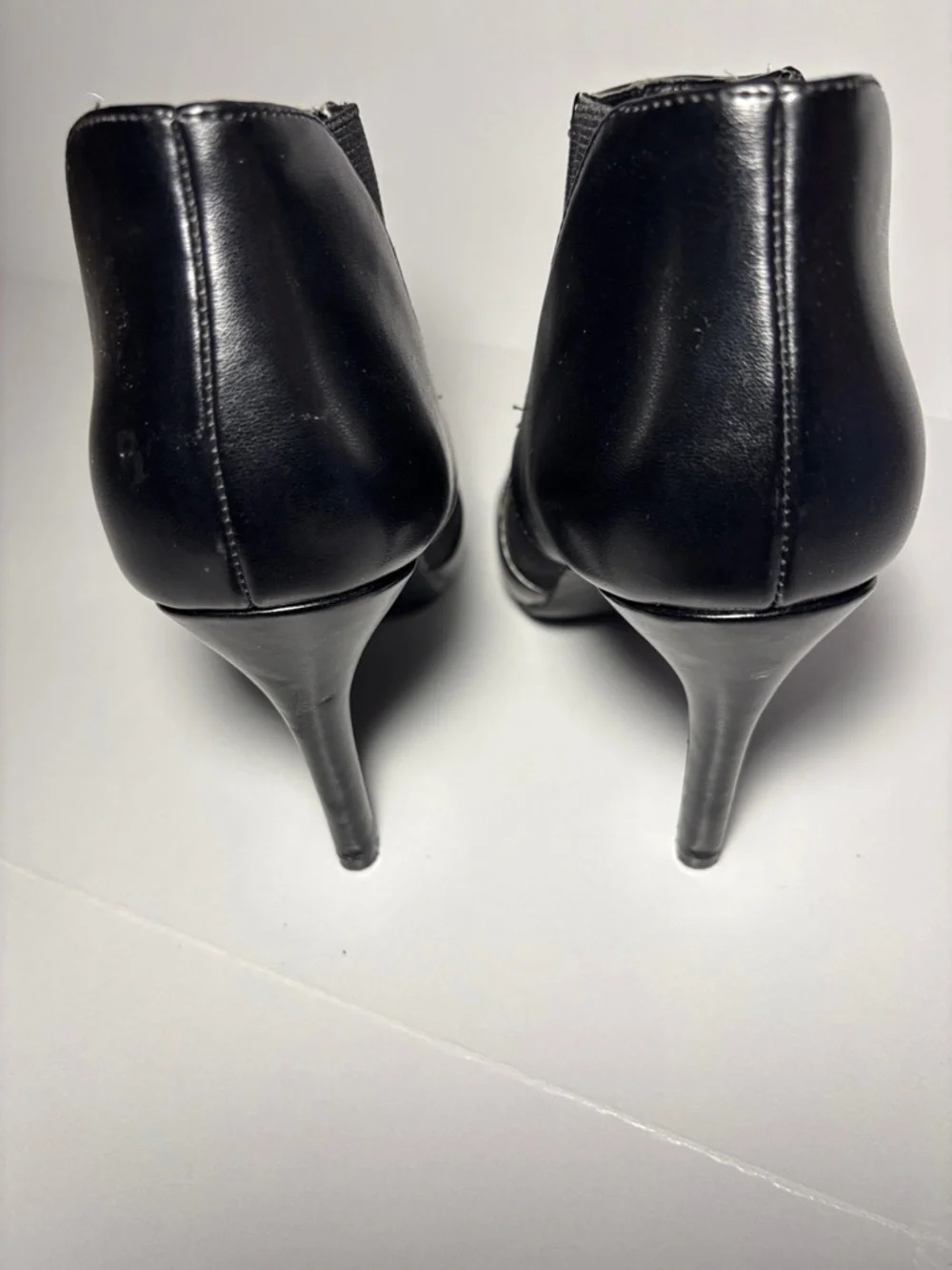 Cosmopolitan Black Pointed Toe Stiletto Ankle Booties